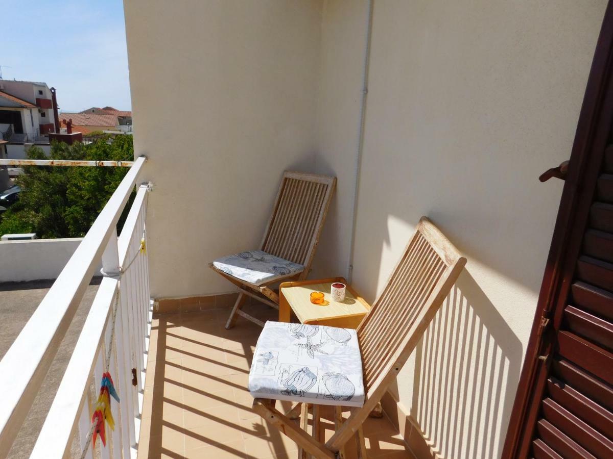 Guest House Ivanka ฮวาร์ ภายนอก รูปภาพ